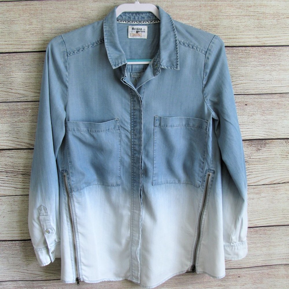 Holding Horses Ombré Chambray Shirt - Picture 2 of 9